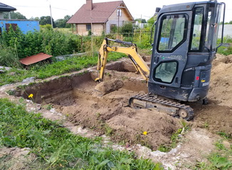 road1.by - Роад Инженеринг - аренда Komatsu PC 14 R-2