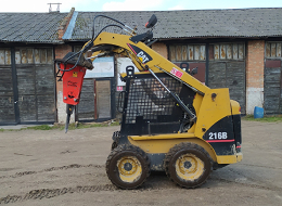 road1.by - Роад Инженеринг - аренда Мини-погрузчик Caterpillar 216B3